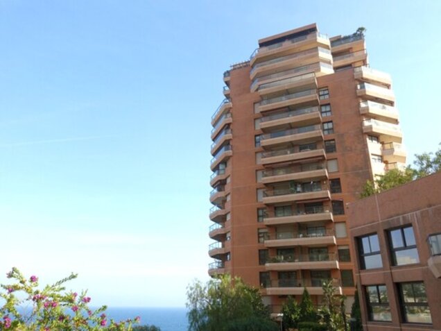 BUREAU avec services et charges inclus - MONTE-CARLO SUN
