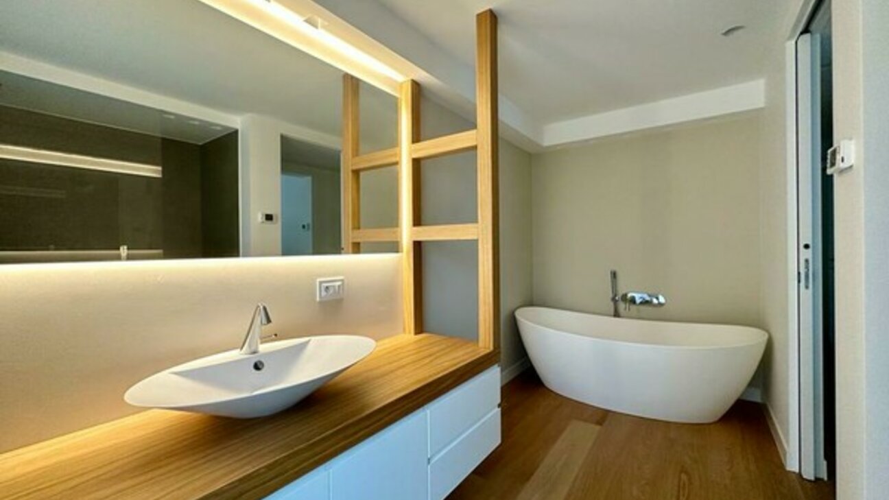 For sale Èze Villa / +5 rooms - 2 / 7