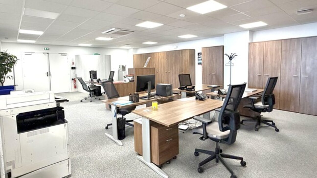 FONTVIEILLE "Les Industries" - Bureaux premium entièrement rénovés - 3 / 12