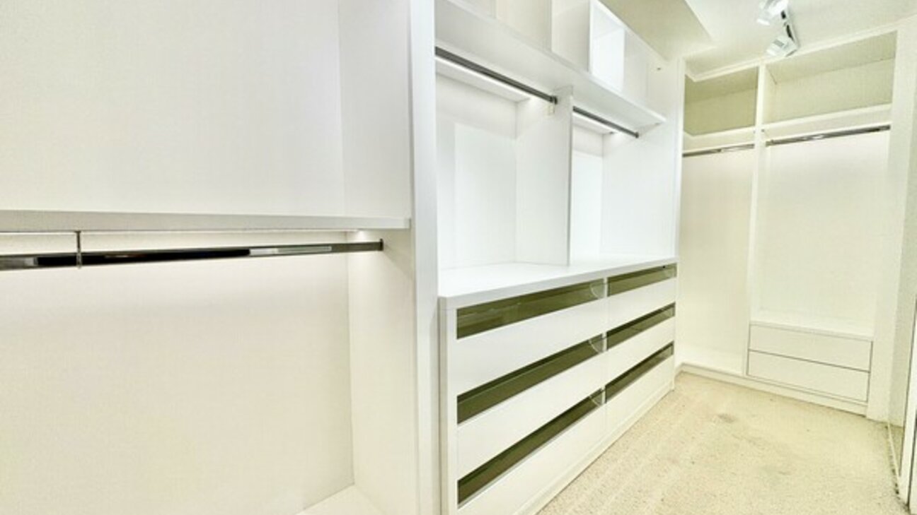 Un appartement rénové dans le quartier Saint Roman - 9 / 16