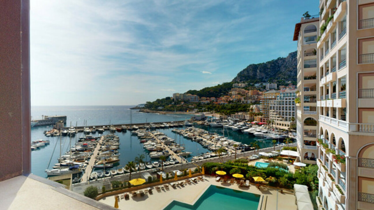 SEASIDE PLAZA - APPARTEMENT 5/6 PIECES AVEC VUE ÉPOUSTOUFLANTE - 1 / 12