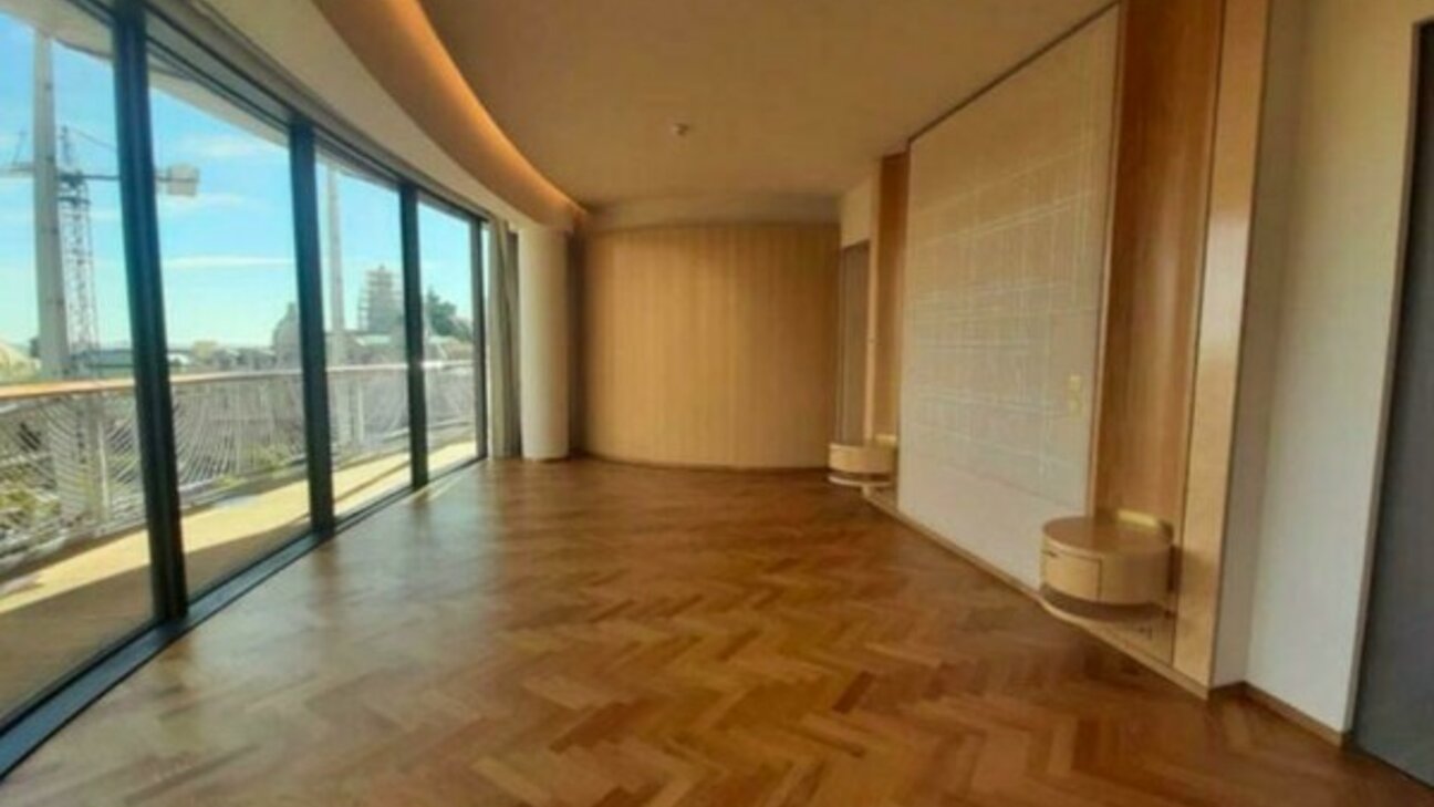 Exceptionnel grand duplex avec vue sur la Place du Casino et la mer - 2 / 8